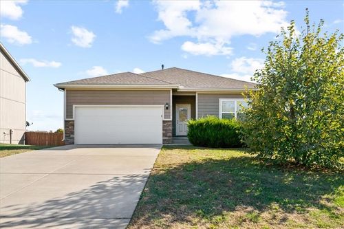 11115 N Jefferson St, Kansas City, MO, 64155-1003 | Card Image