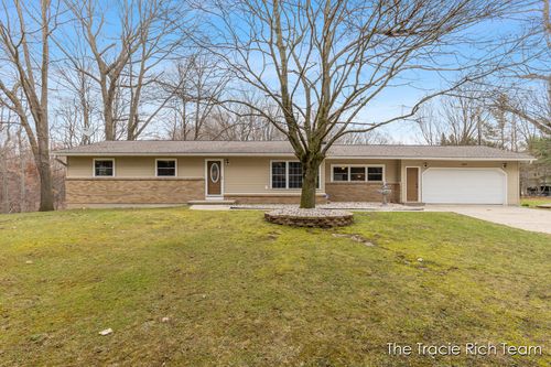 6640 Pine Island Dr Ne, Comstock Park, MI, 49321-9538 | Card Image