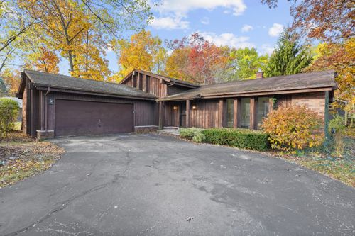 10010 32nd Ave, Pleasant Prairie, WI, 53158-4032 | Card Image