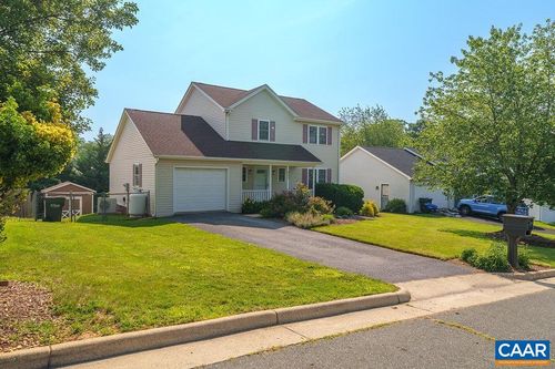 623 Bull Run, Staunton, VA, 24401-1897 | Card Image