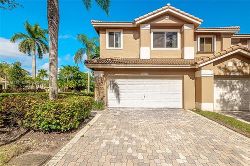 15853 Sw 10th St, Pembroke Pines, FL, 33027-2241 | Card Image