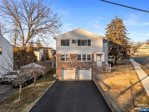 1 Dunn Rd, West Orange, NJ, 07052-2812 | Card Image