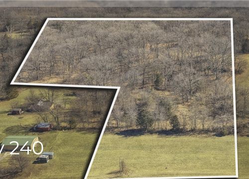 TR 4D 4220 Missouri 240, ROCHEPORT, MO, 65279 | Card Image