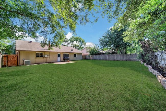 4706 Larksong Ln, House other with 3 bedrooms, 2 bathrooms and 2 parking in Spring TX | Image 6