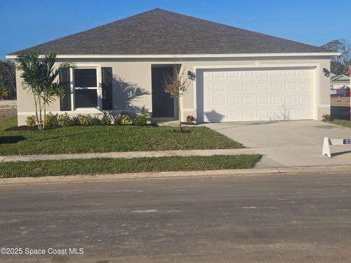 952 Richmond Cir Sw, Palm Bay, FL, 32908-5206 | Card Image