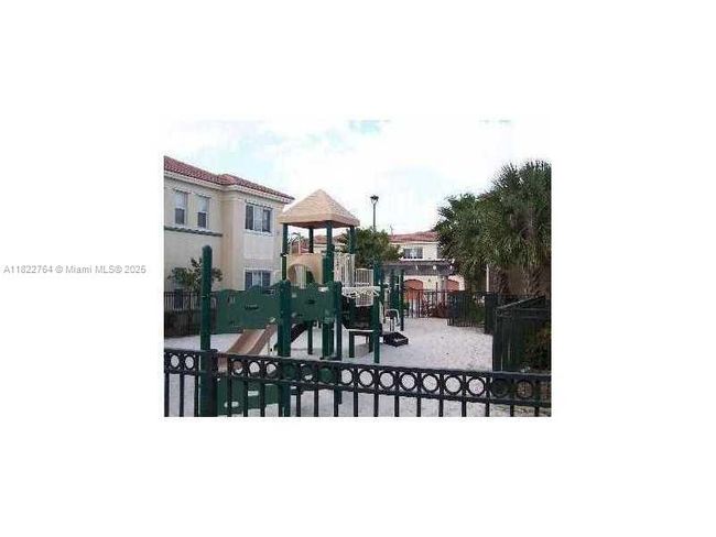 APT-203 - 2544 Centergate Dr, Condo with 1 bedrooms, 1 bathrooms and null parking in Miramar FL | Image 5