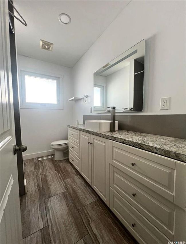 201 Conlin Dr, House other with 4 bedrooms, 2 bathrooms and 2 parking in Swift Current SK | Image 12
