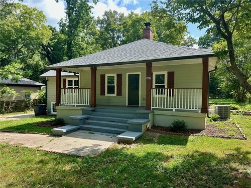 6538 N Sweetwater Rd, Lithia Springs, GA, 30122-1323 | Card Image