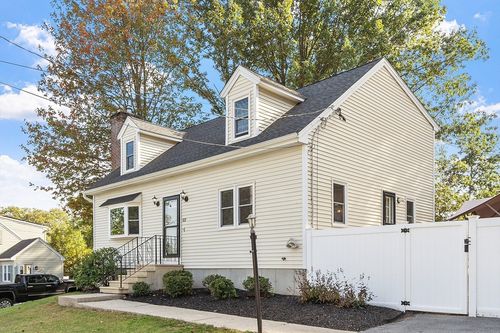 112 Overlook Dr, Leominster, MA, 01453-5144 | Card Image