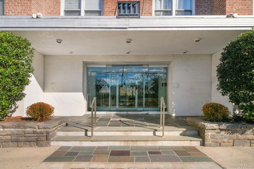 apt-1p-1111 Midland Ave, Yonkers, NY, 10708-6335 | Card Image