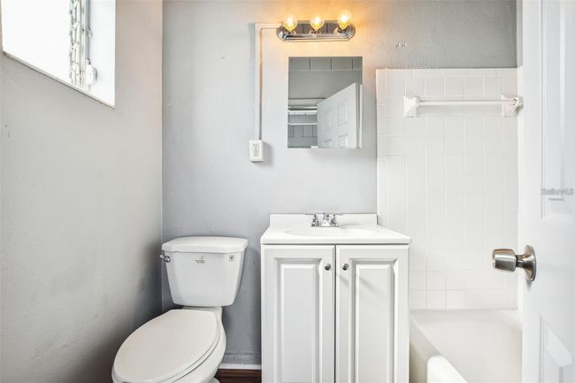 906 E 123 Rd Ave, Home with 2 bedrooms, 2 bathrooms and null parking in TAMPA FL | Image 10