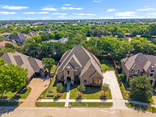 906 Beverly Cir, Cedar Hill, TX, 75104-1235 | Card Image