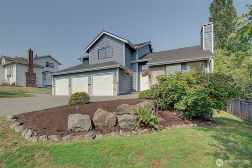 12101 30th Street Ne, Lake Stevens, WA, 98258 | Card Image