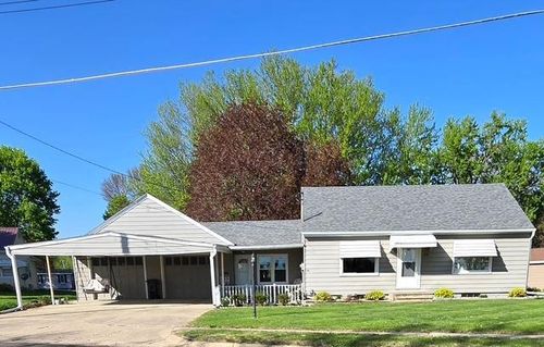 218 Lake Ave E, Fulda, MN, 56131-9485 | Card Image