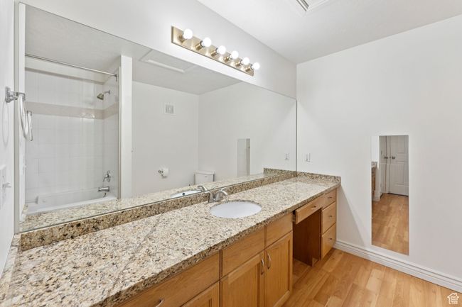 Primary bathroom suite | Image 18
