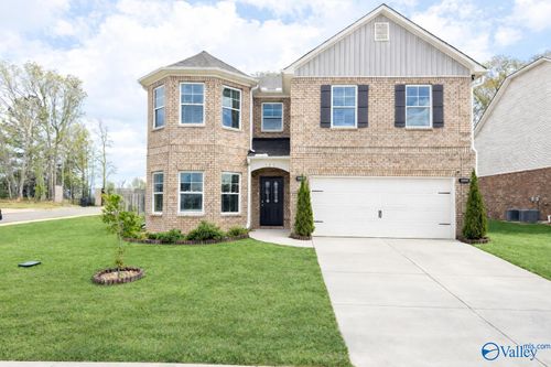 101 Brighton Lake Ct, New Market, AL, 35761-6202 | Card Image