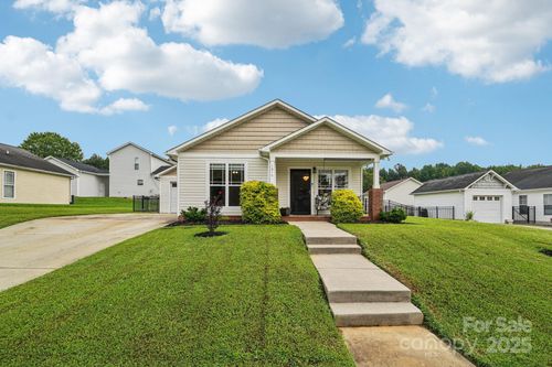 1814 Dewberry Pl, Salisbury, NC, 28146-8695 | Card Image