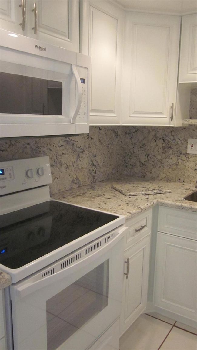 APT-104 - 720 Orton Ave, Condo with 1 bedrooms, 1 bathrooms and null parking in Fort Lauderdale FL | Image 6