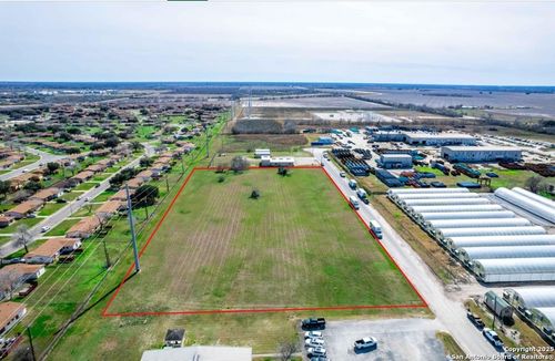 000 E Industrial Park Blvd, Beeville, TX, 78102 | Card Image