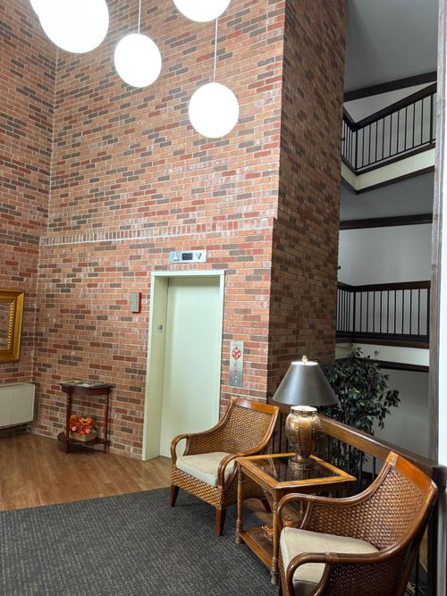 111-10113 W 34th St, Minnetonka, MN, 55305-4537 | Card Image