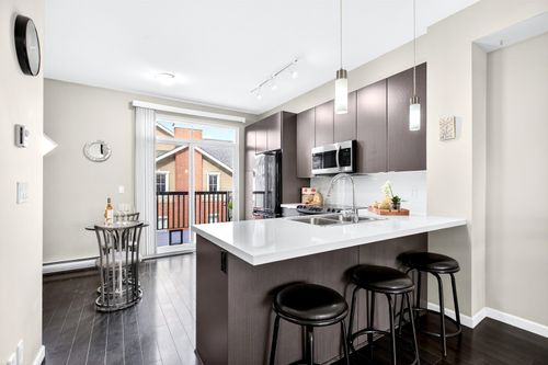 6-19505 68a Ave, Surrey, BC, V4N6K3 | Card Image