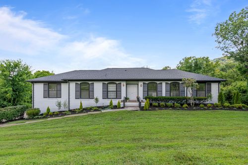 5013 W Concord Rd, Brentwood, TN, 37027-6517 | Card Image
