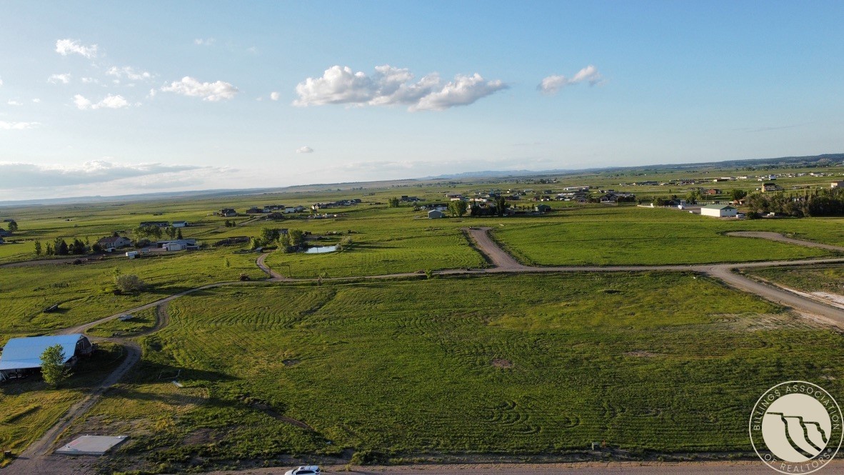 Land in Shepherd