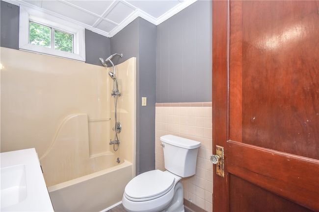 2087 Trussell Rd, Home with 3 bedrooms, 2 bathrooms and null parking in Alexander City AL | Image 33