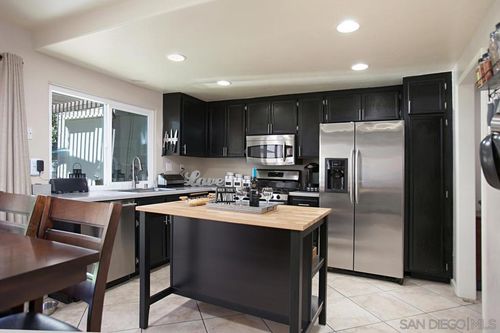 unit-199-1651 S Juniper St, Escondido, CA, 92025-6139 | Card Image