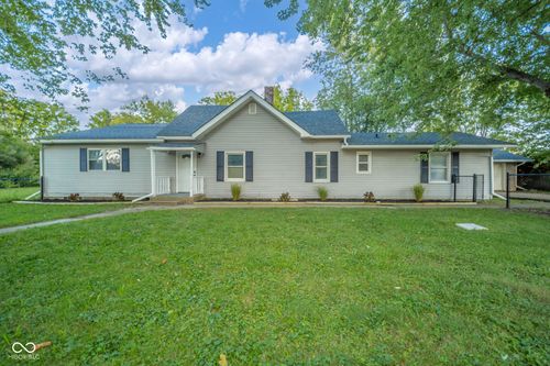 1107 Clinton Ave, Alexandria, IN, 46001-2704 | Card Image