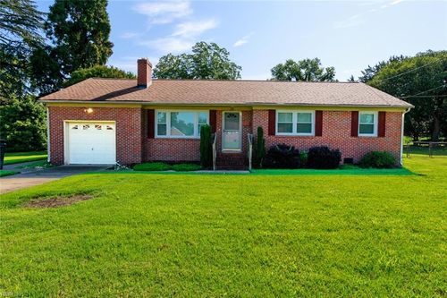 29 Wendfield Cir, Newport News, VA, 23601-1028 | Card Image