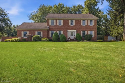 279 Jade Circle, Canfield, OH, 44406 | Card Image