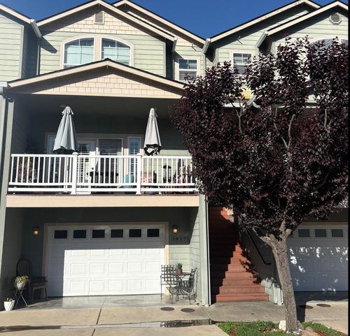 1827 Sw Hungry Hill Dr, Grants Pass, OR, 97527-1813 | Card Image