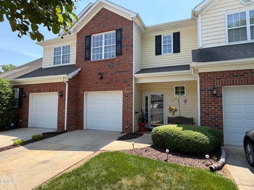 702 Village Lake Dr, Mebane, NC, 27302-8879 | Card Image