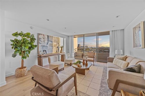 unit-1101-343 Pioneer Dr, Glendale, CA, 91203-2739 | Card Image