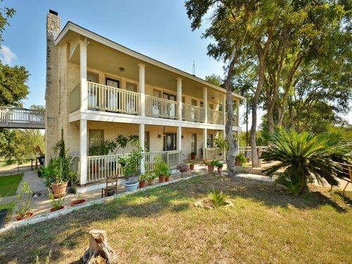431 Berry Ln, Georgetown, TX, 78626-3833 | Card Image