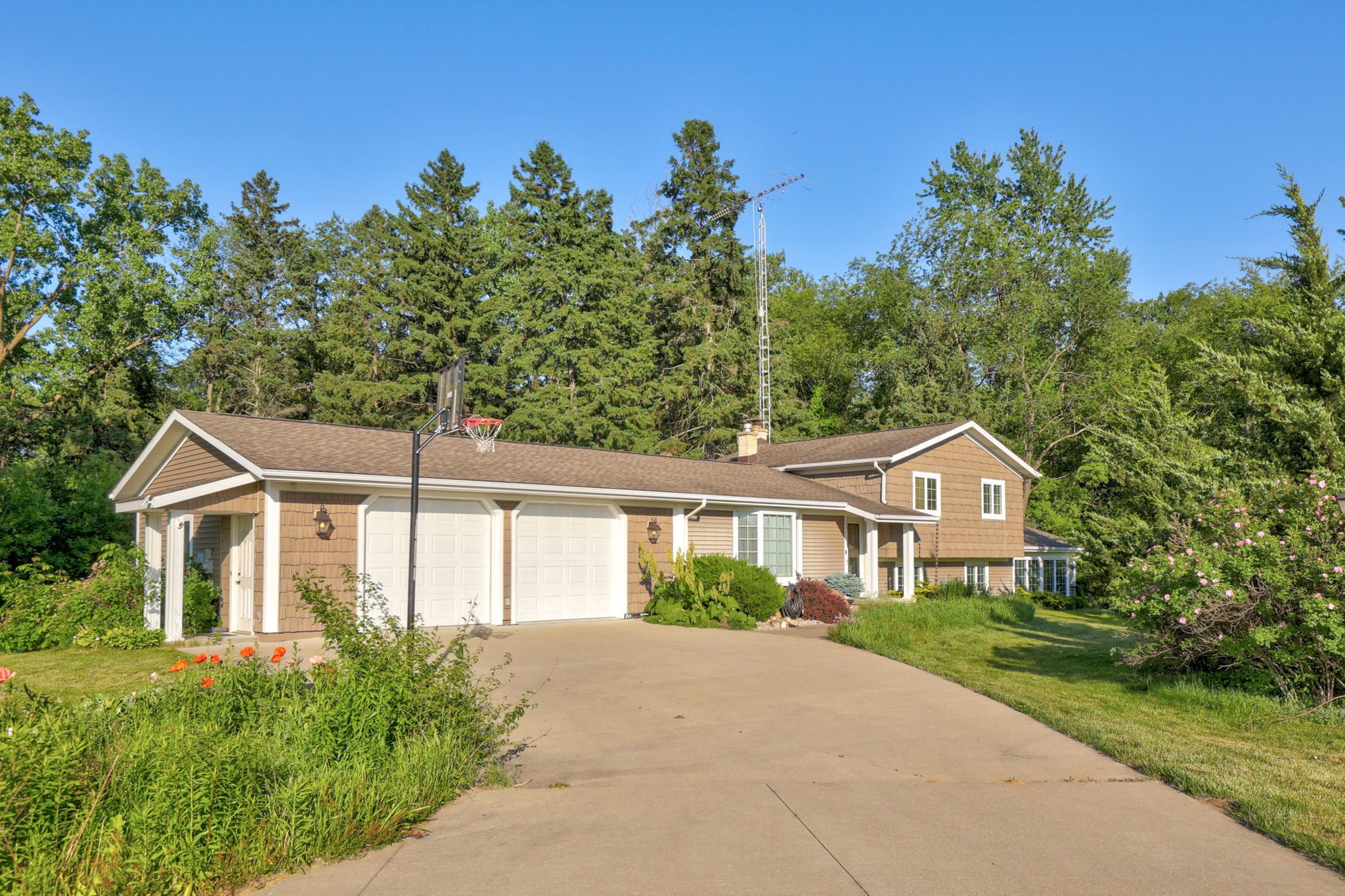 Barkley Rd, Vassar, MI 48768