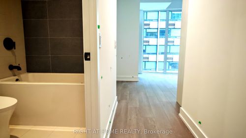 1510-308 Jarvis St, Toronto, ON, M5B0E3 | Card Image