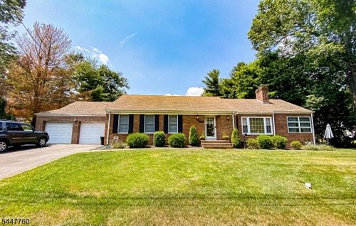 10 Bridge St, Chatham, NJ, 07928-2702 | Card Image