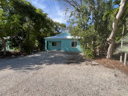 639 Cabrera St, Key Largo, FL, 33037-4604 | Card Image