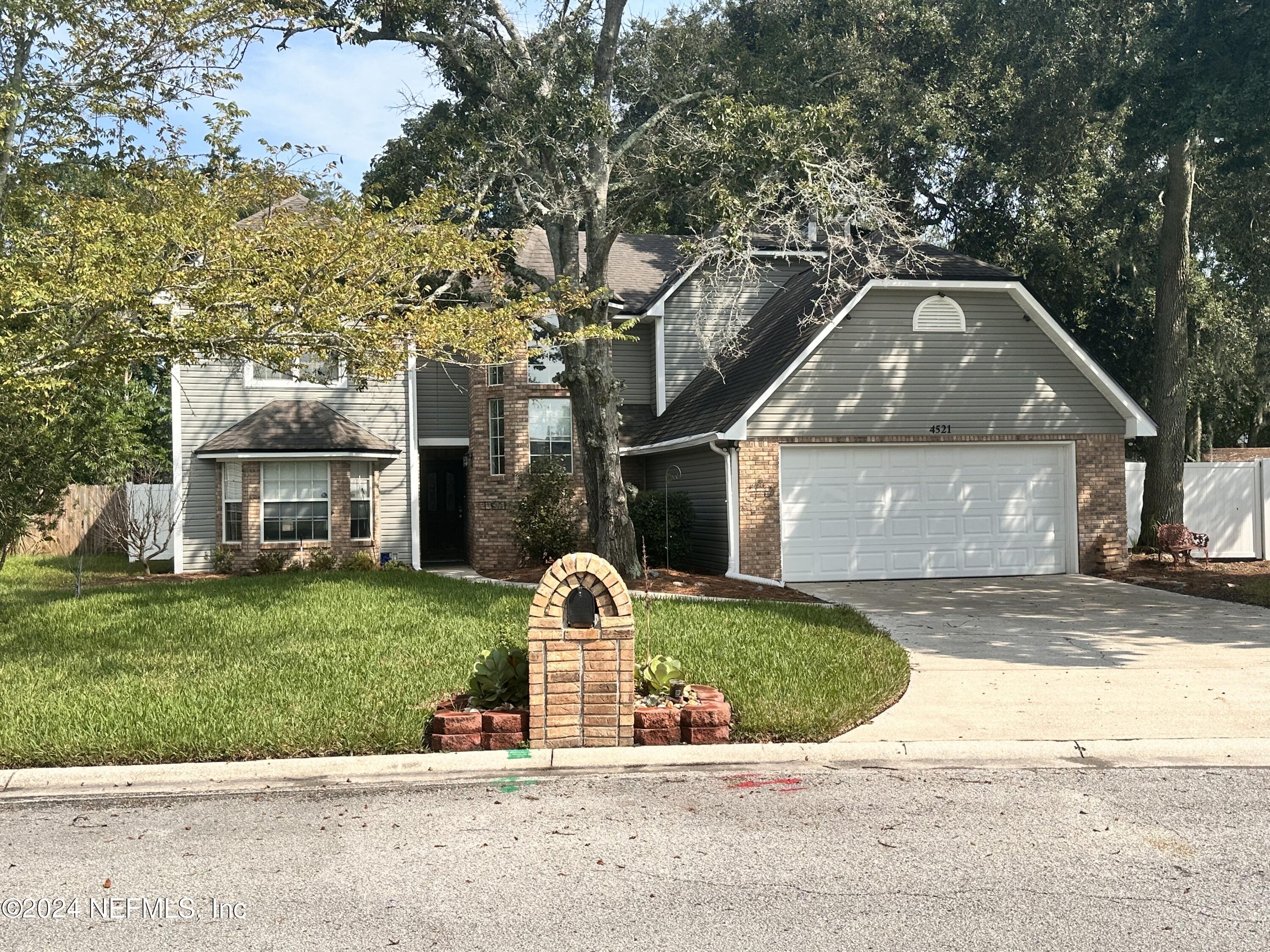 Trevi Dr, Jacksonville, FL 32257