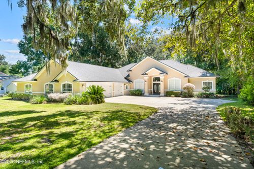 686 Frederic Dr, FLEMING ISLAND, FL, 32003-4531 | Card Image