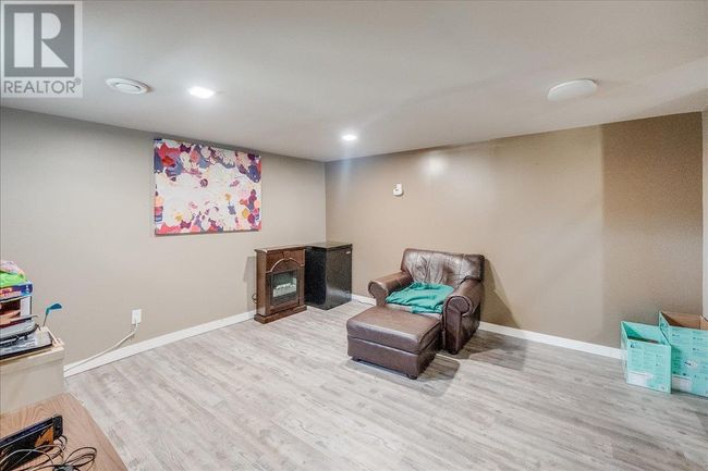 798 Kipling St, House other with 3 bedrooms, 2 bathrooms and 4 parking in Trail BC | Image 34