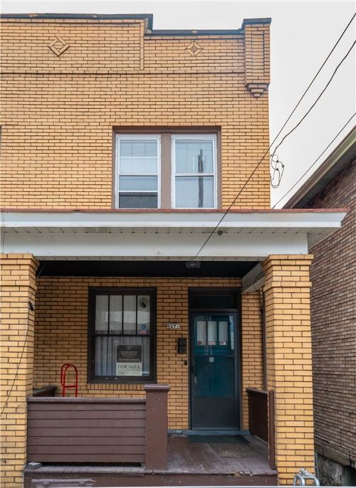 827 Frank St, Mc Kees Rocks, PA, 15136-3421 | Card Image