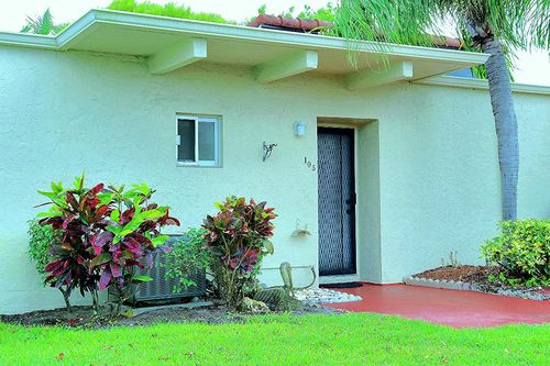 105-2532 Boundbrook Drive S, Palm Springs, FL, 33406 | Card Image