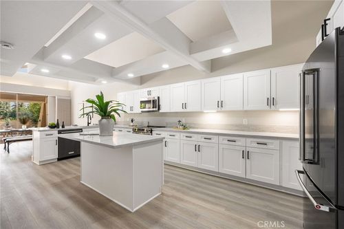 232 Kavenish Dr W, Rancho Mirage, CA, 92270 | Card Image