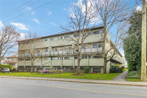 16-477 Lampson St, Esquimalt, BC, V9A5Z4 | Card Image