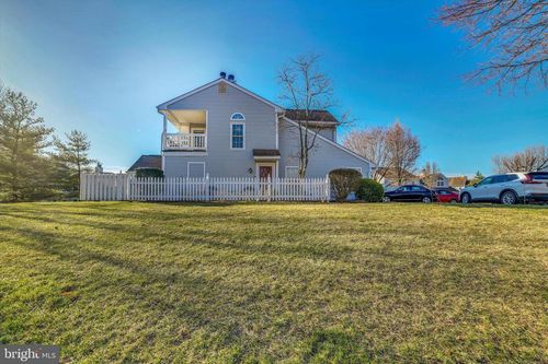 483 Cedar Hollow Dr, YARDLEY, PA, 19067-6355 | Card Image