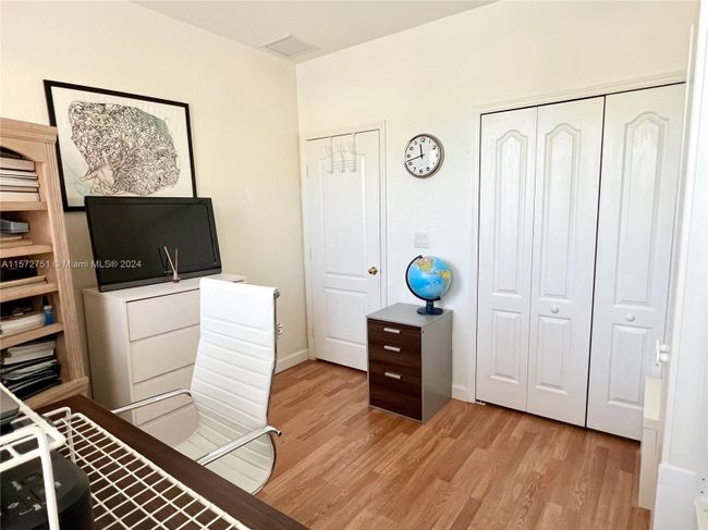 953 Sw 149 Th Ct, Townhouse with 4 bedrooms, 3 bathrooms and null parking in Miami FL | Image 25