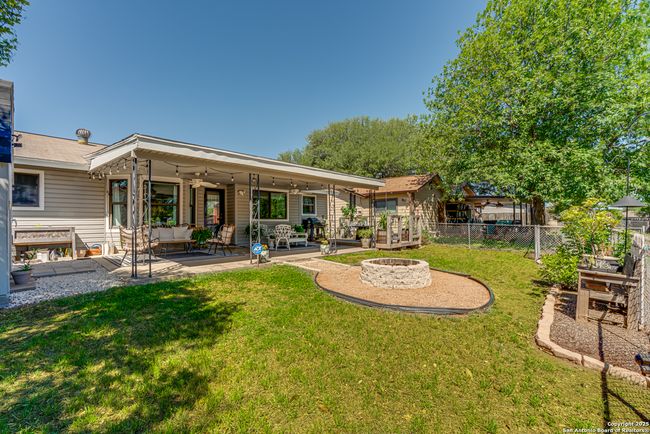 1208 Colony Dr, House other with 3 bedrooms, 2 bathrooms and null parking in Schertz TX | Image 40
